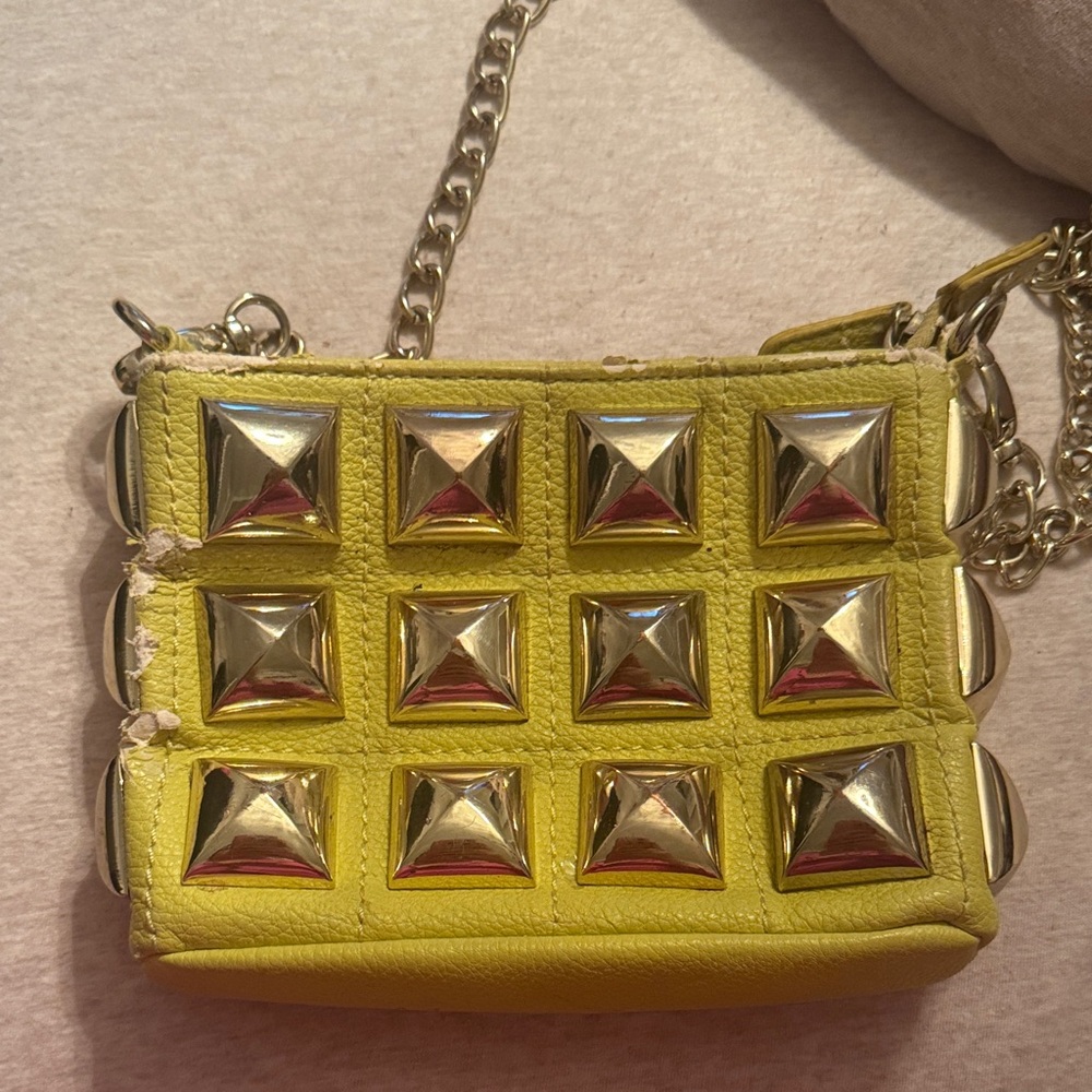 Vintage lime green Betsey Johnson crossbody bag with gold hardware
